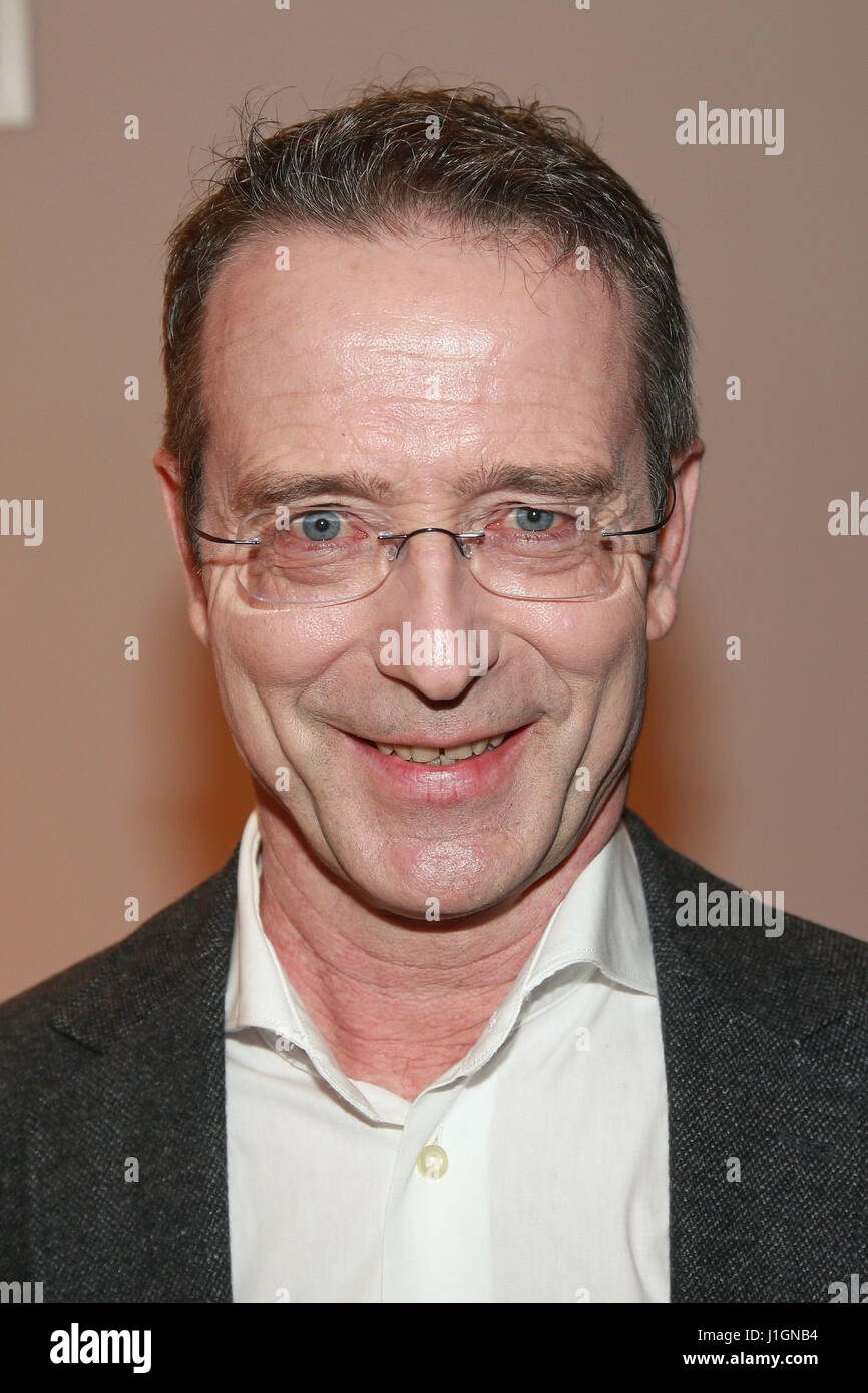 Reading Of Ndr Ernärungsdocs At Heymann Featuring Dr Matthias Stock Photo Alamy