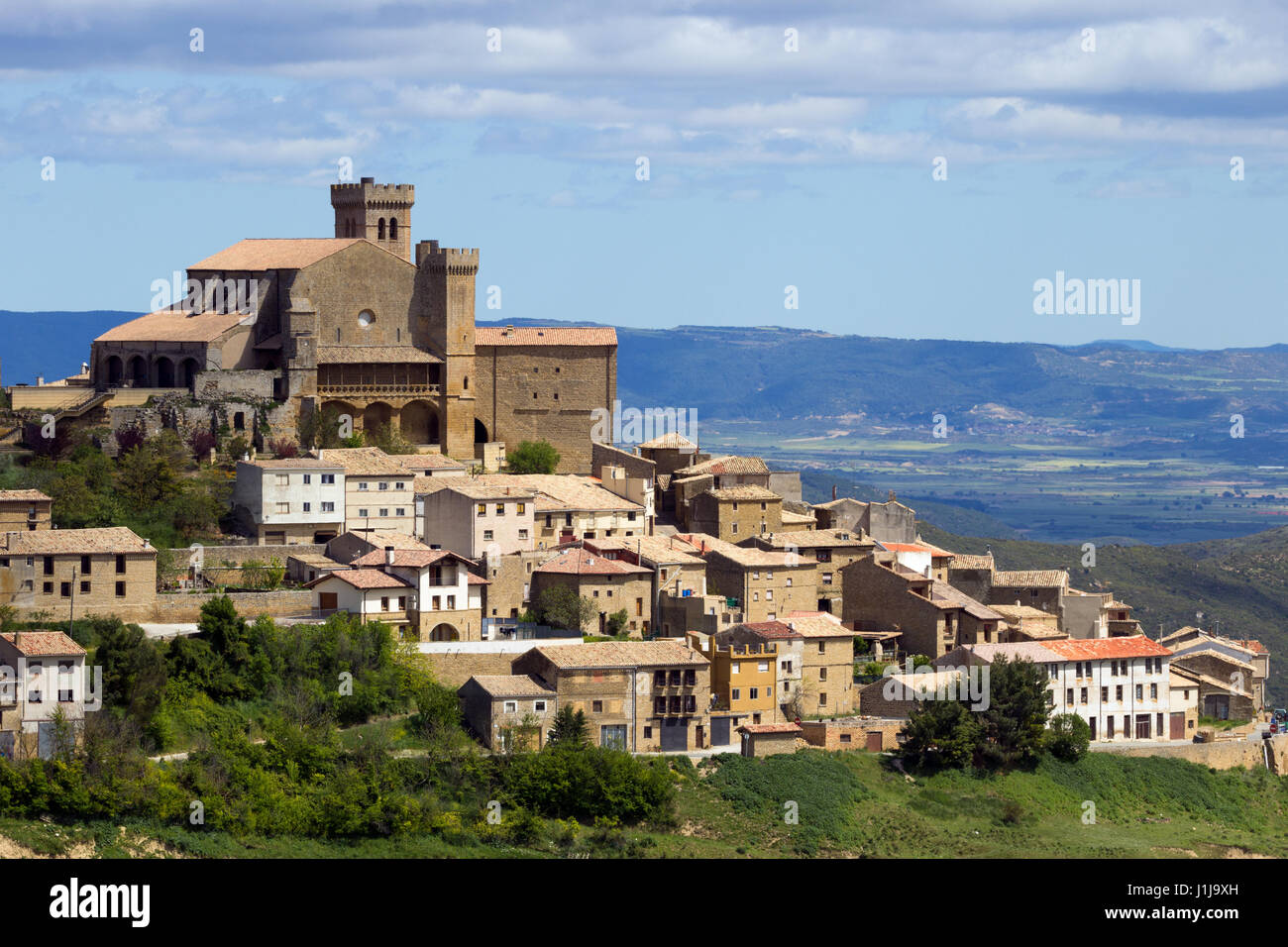 Landscape view on the town Ujue (Uxue in Basque) and it's 12th century fortified church in Navarre, Spain Stock Photo