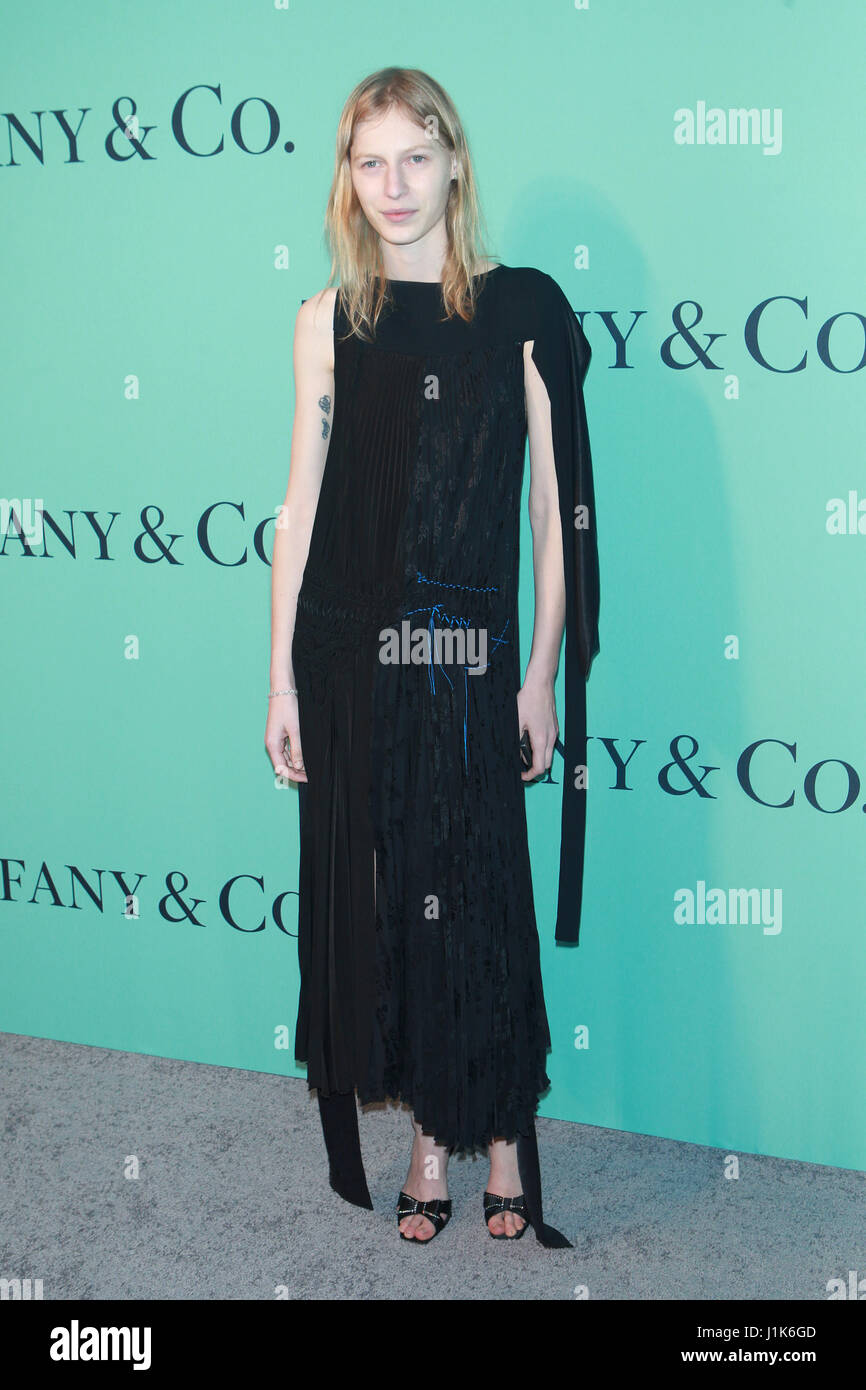 Celebrity Julia Nobis nude (44 images), Selfie Celebrity Julia Nobis naked (12 photo), Twitter