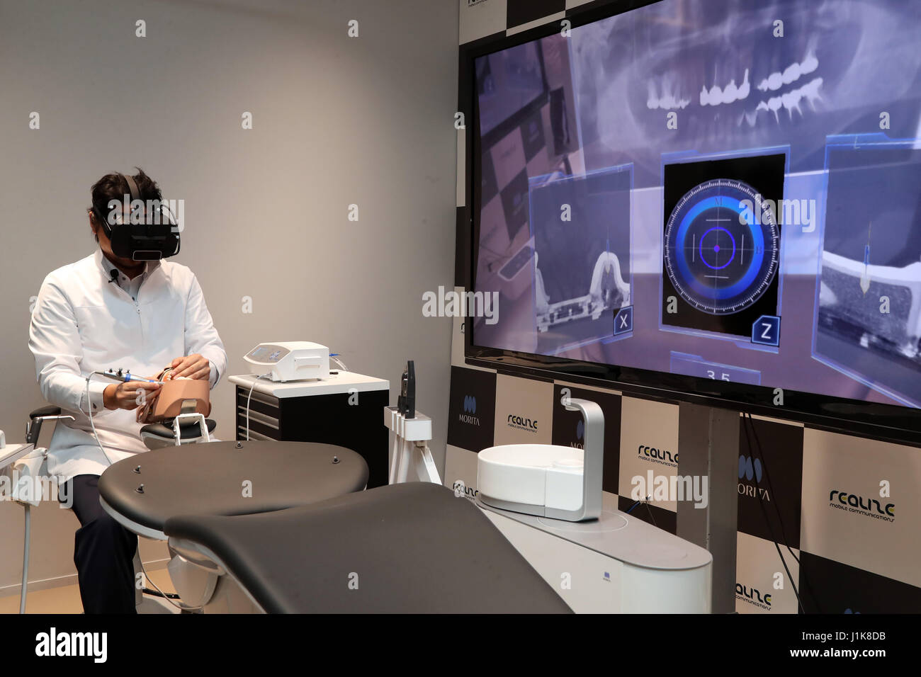 Tokyo, Japan. 21st Apr, 2017. A Japanese dentist Gaku Yoshimoto wearing