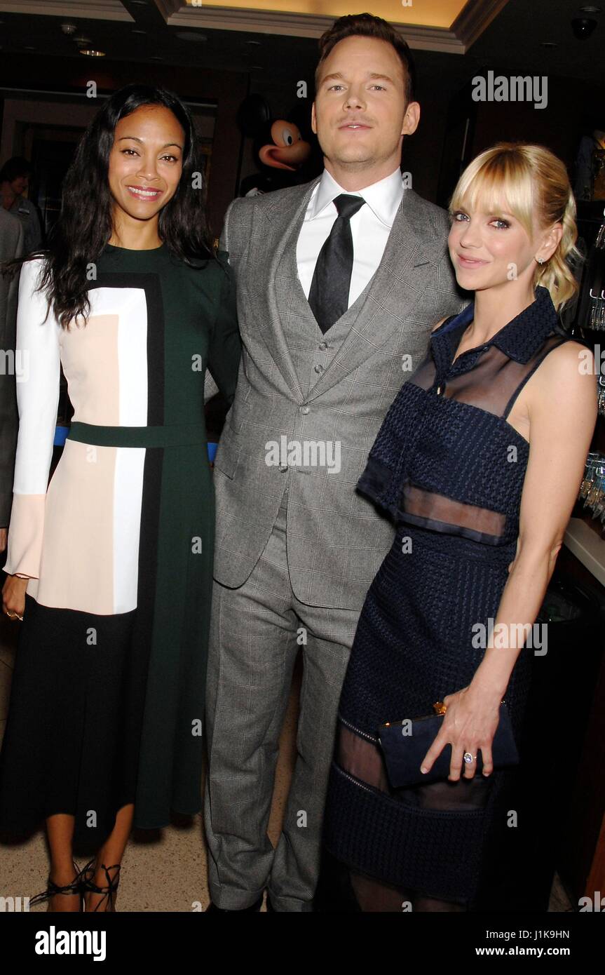 Zoe saldana and chris hi-res stock photography and images - Alamy