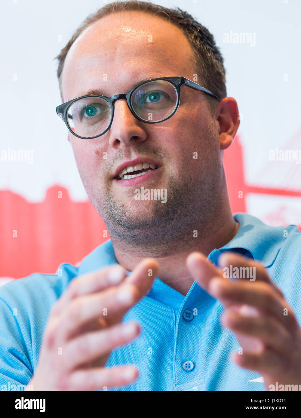 Jurrie Van Der Geize Hamburg, Germany. 20th Apr, 2017. Athlete manager Jurrie van der Velden