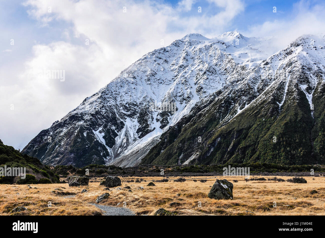 Following the Hooker Track in the Aoraki/Mount Cook National Park, New Zealand Stock Photo