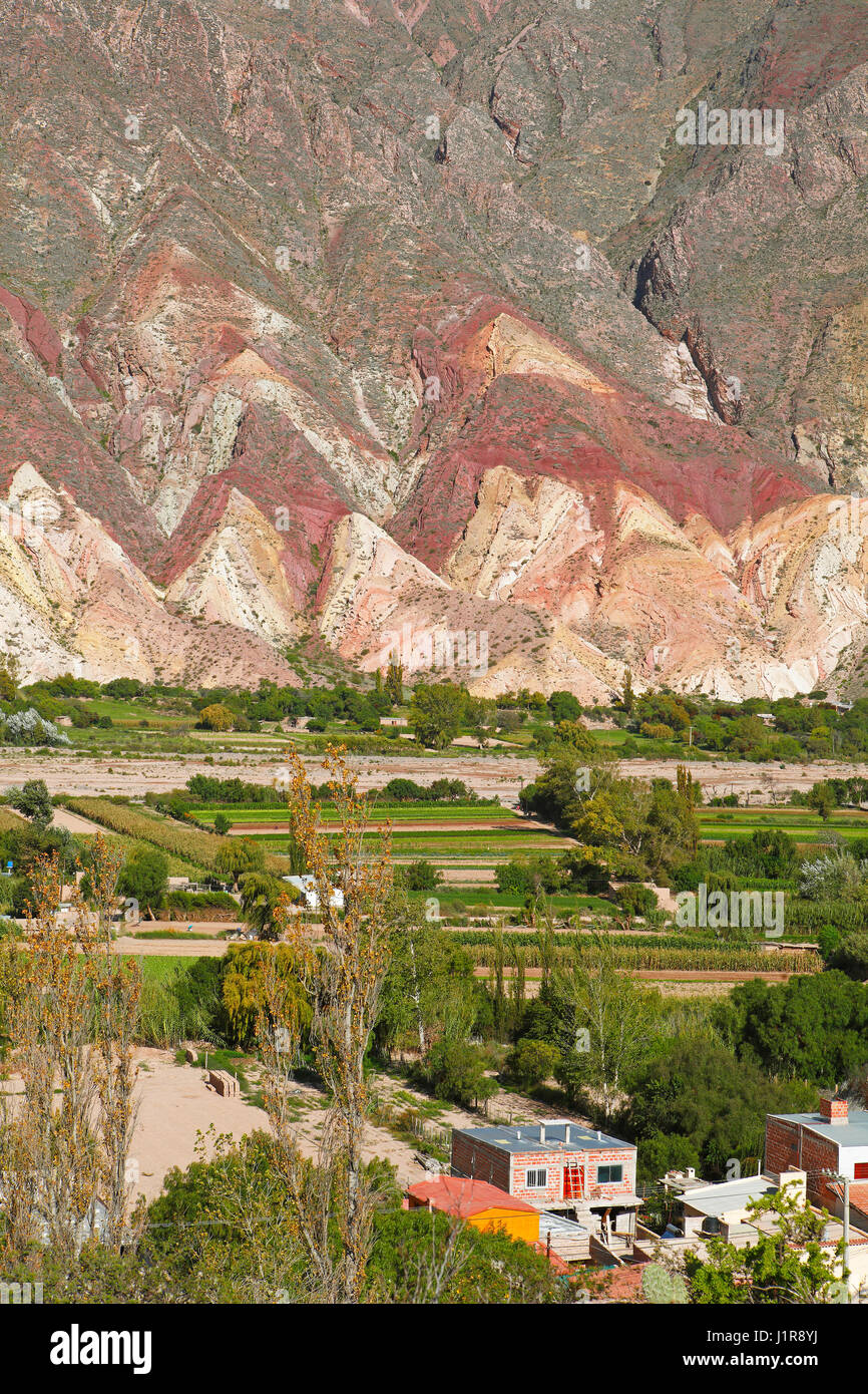 Colorful rock layers, Painter's Palette, Paleta del Pintor, Maimará ...