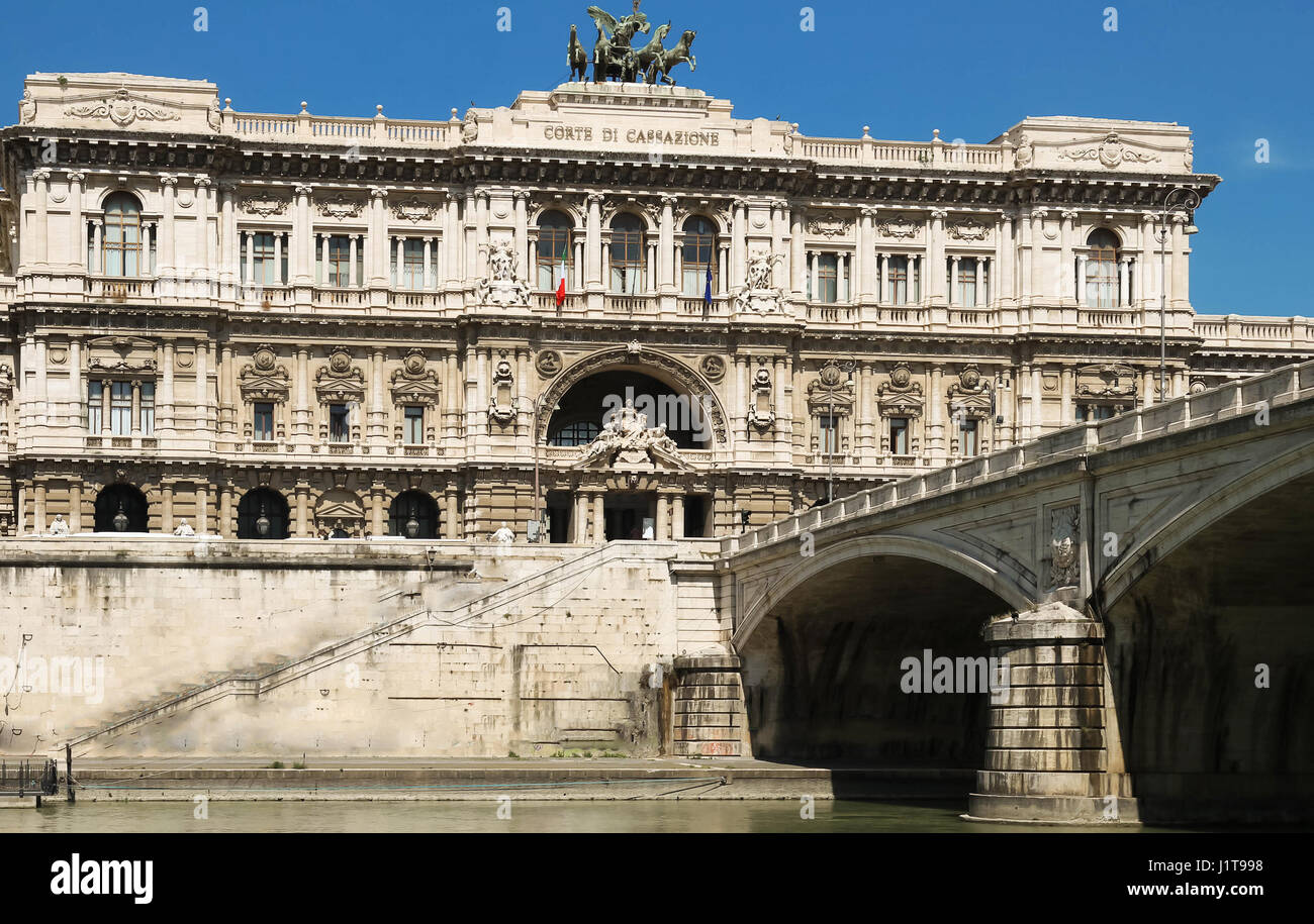 Courthouse facade rome italy europe hi-res stock photography and images ...
