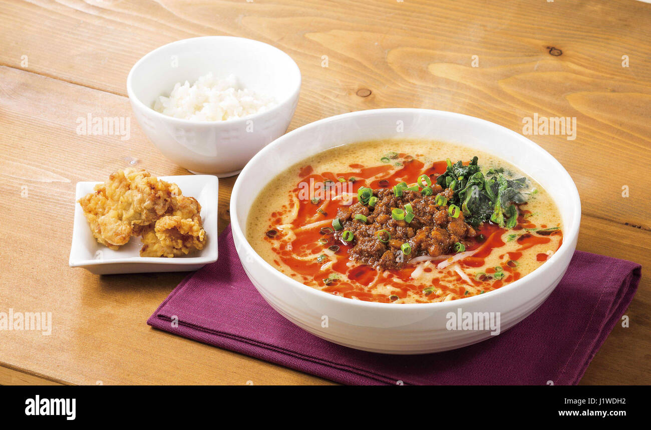 Noodle beef soup with plain rice and fried chips Stock Photo Alamy