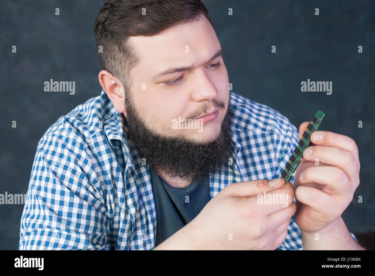 Computer electronic components hi-res stock photography and images - Alamy