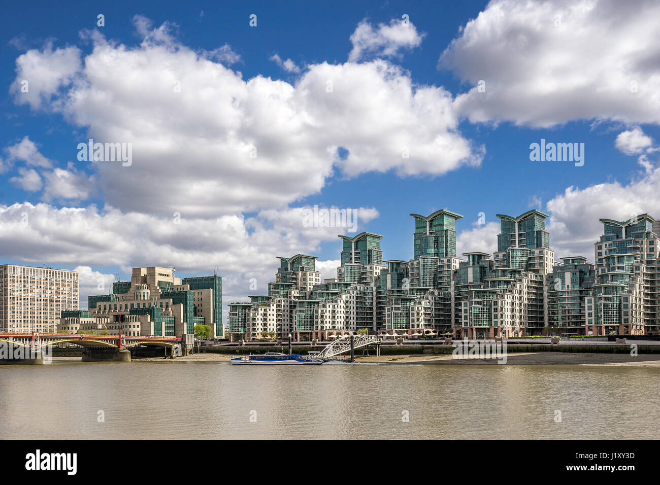 St Wharf apartments on Vauxhall Bridge London Stock Photo Alamy