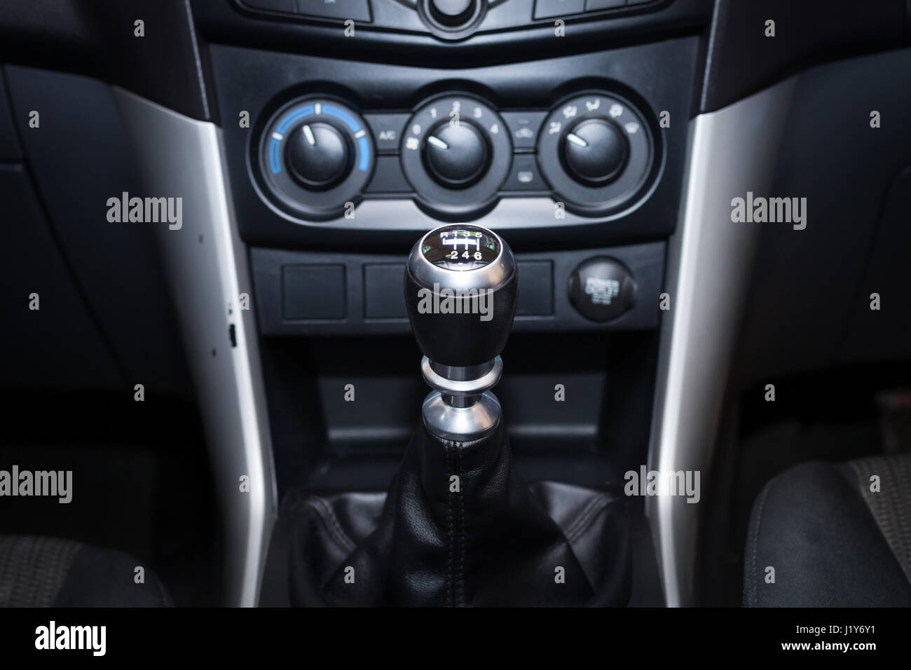 Six speed gear shift in car . Gear transmission Stock Photo Alamy