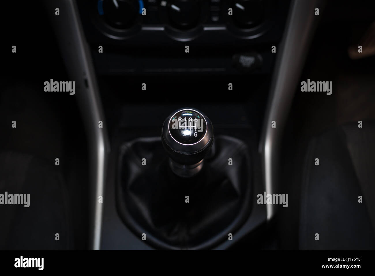 Six speed gear shift in car . Gear transmission Stock Photo Alamy