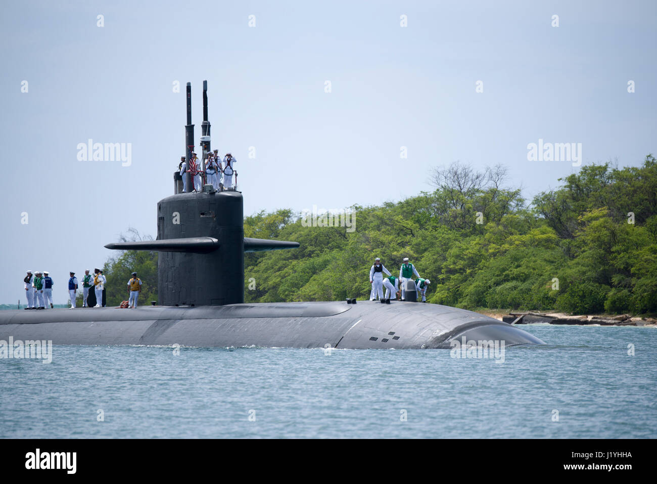 The U S Navy Los Angeles Class Fast Attack Submarine Uss Louisville Returns To The Joint Base