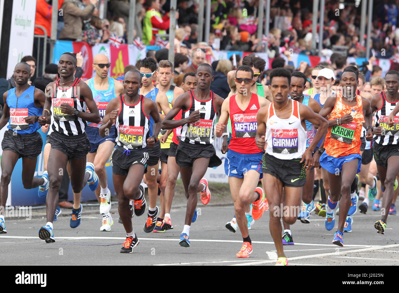 LONDON, UK, 23, APR, 2017: Elite male runners at the start of the Virgin London Marathon 2017 on Blackheath. Stock Photo