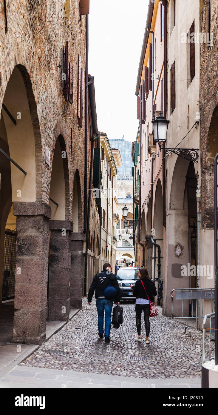 PADUA, ITALY - APRIL 1, 2017: tourist walk on street via santa lucia in  Padua city in spring. Padova is a city and comune in Veneto, the capital of  th Stock Photo - Alamy