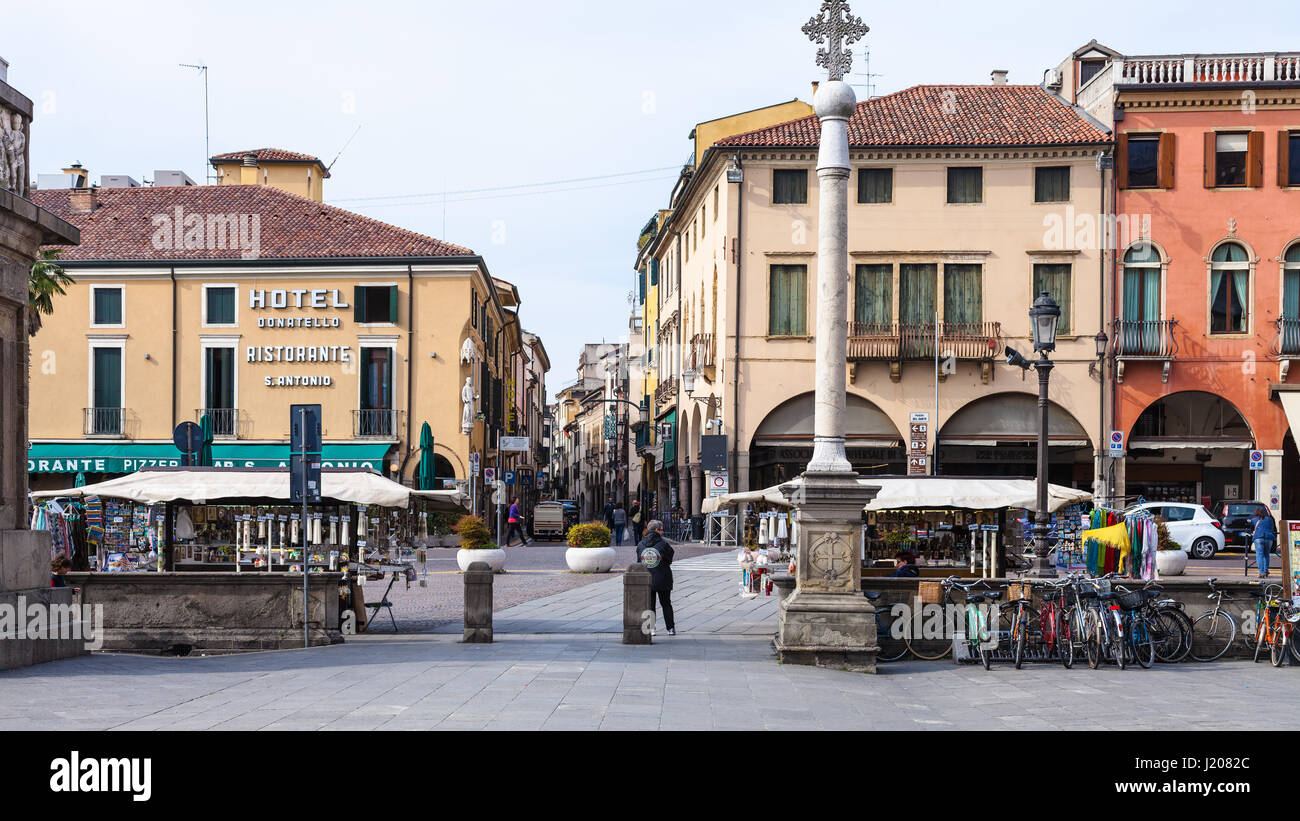 Basilica del santo padua hires stock photography and images Alamy