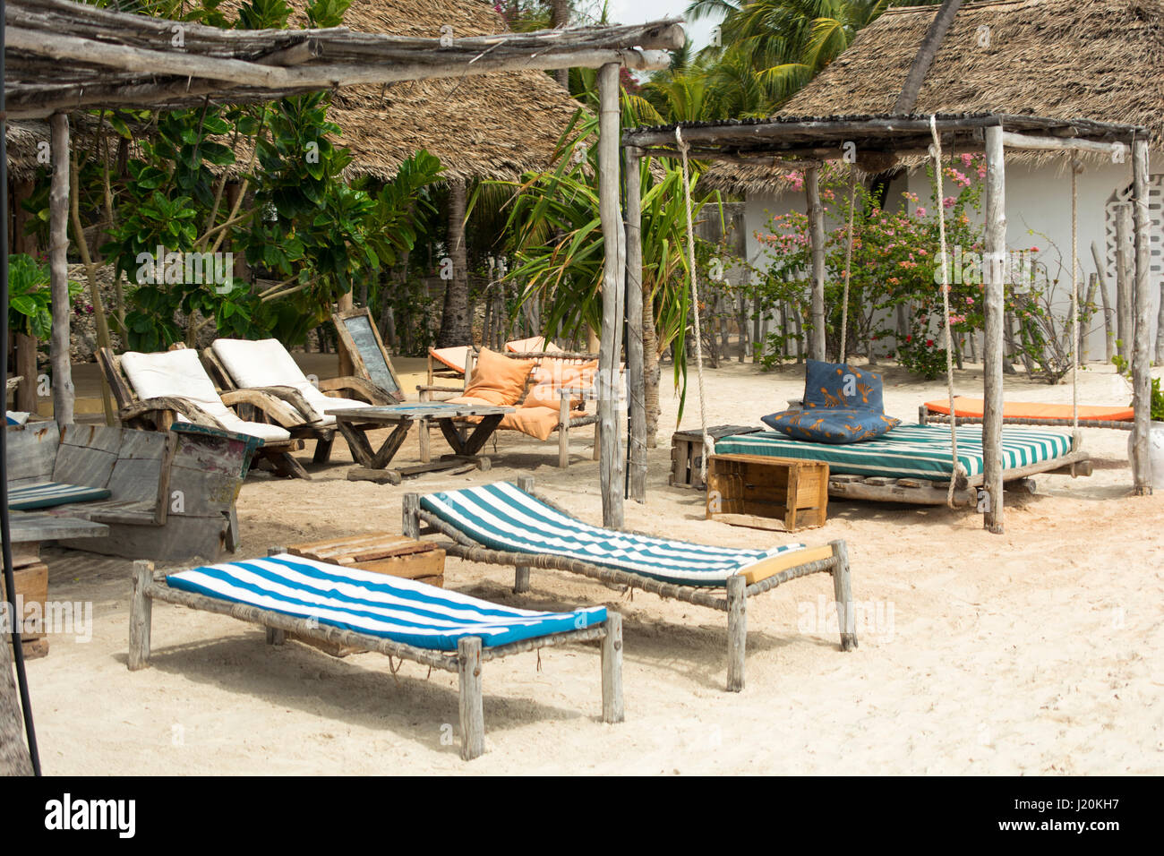 Rocking chairs by the beach hi-res stock photography and images - Alamy