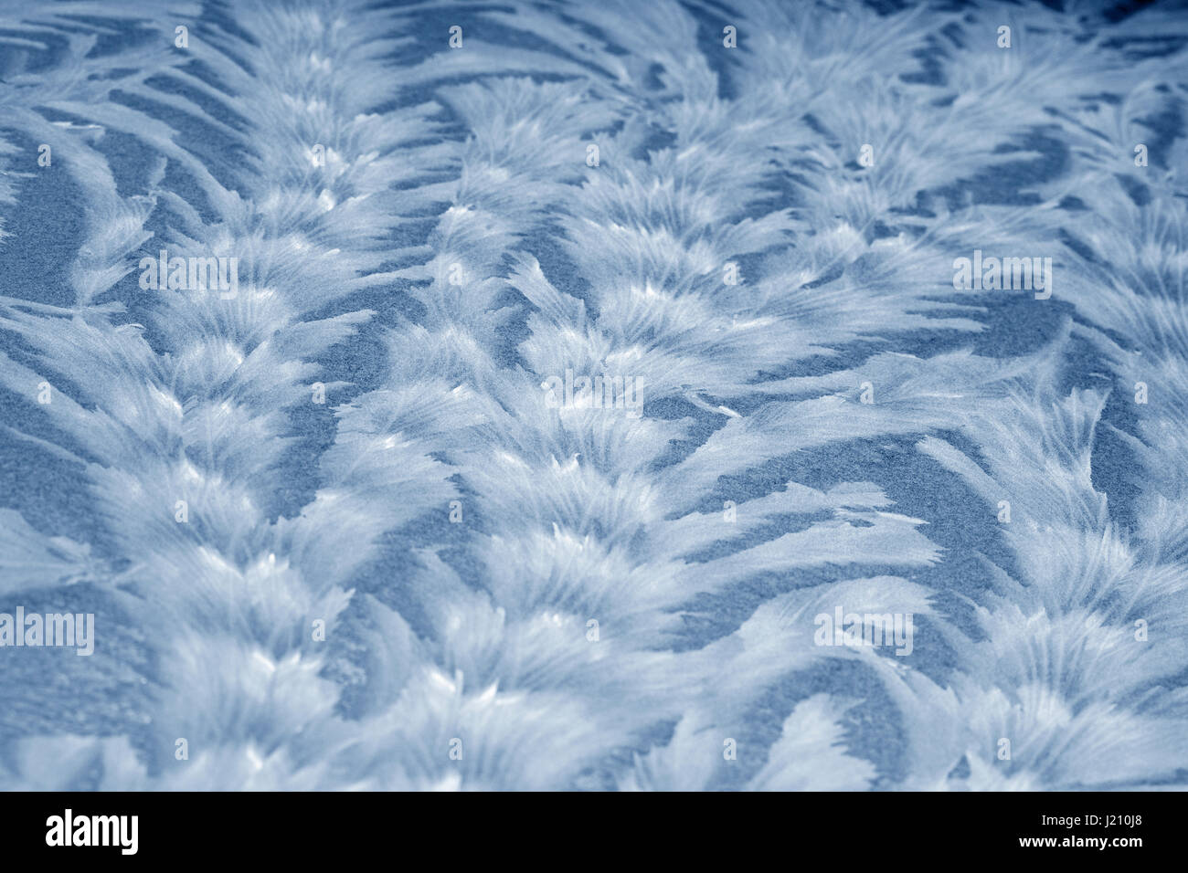 Eisblumen auf Autoscheibe, Deutschland Stock Photo