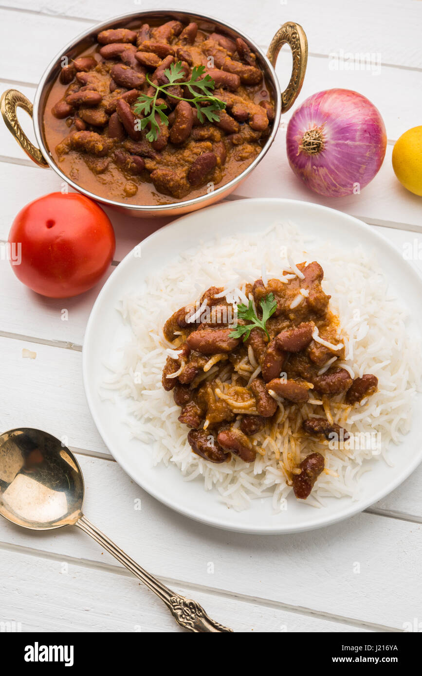 Veg Roti Rajmah kidney bean curry or rajma or rajmah chawal and roti, typical north ...