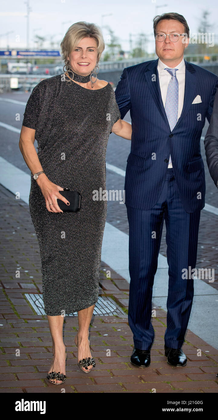 Prince Constantijn and Princess Laurentien attend the award ceremony of the World Press Photo in Muziekgebouw Aant IJ in Amsterdam, The Netherlands, 22 April 2017. Winner of this year is Turkish AP photographer Burhan Ozbilici with his winning picture the murder of Russian ambassador Andrey Karlov 19 December in Ankara. Photo: Patrick van Katwijk NETHERLANDS OUT POINT DE VUE OUT - NO WIRE SERVICE - Photo: Patrick van Katwijk/Dutch Photo Press/dpa Stock Photo