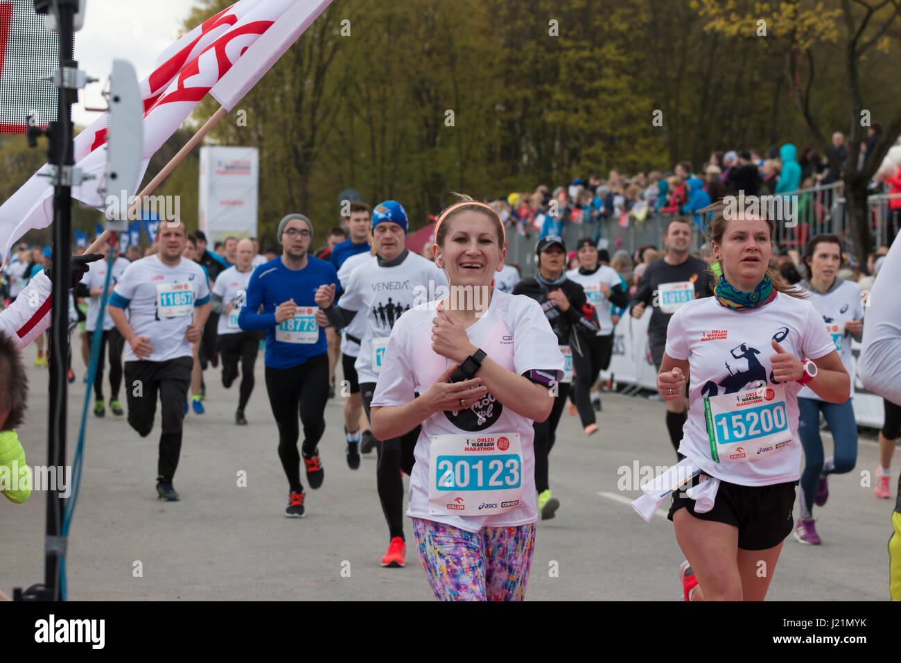 Polland Long Distance Runner Warsaw, Poland. 23rd Apr, 2017. International contestants in Orlen ...
