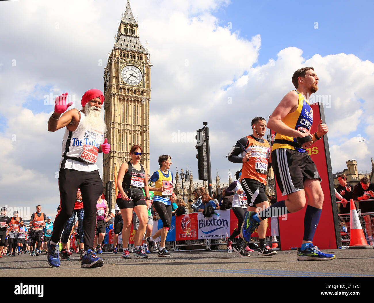 London, UK. 23rd April, 2017. Participants take part in the Virgin London Marathon 2017. Pictured in Westminster next to Parliament and Big Ben Credit: Oliver Dixon/Alamy Live News Stock Photo