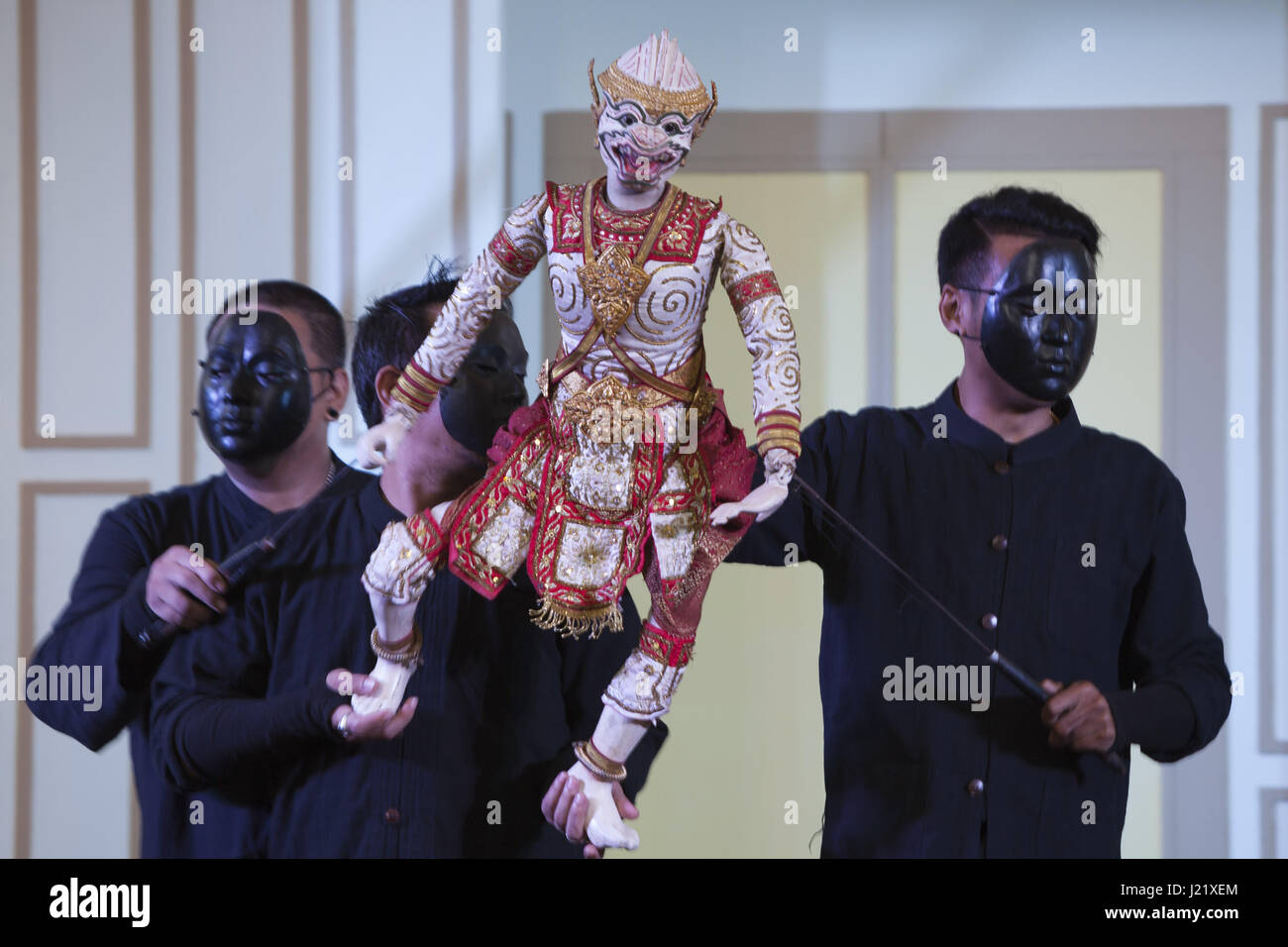 Hanuman character in thailand hi res stock photography and images Alamy