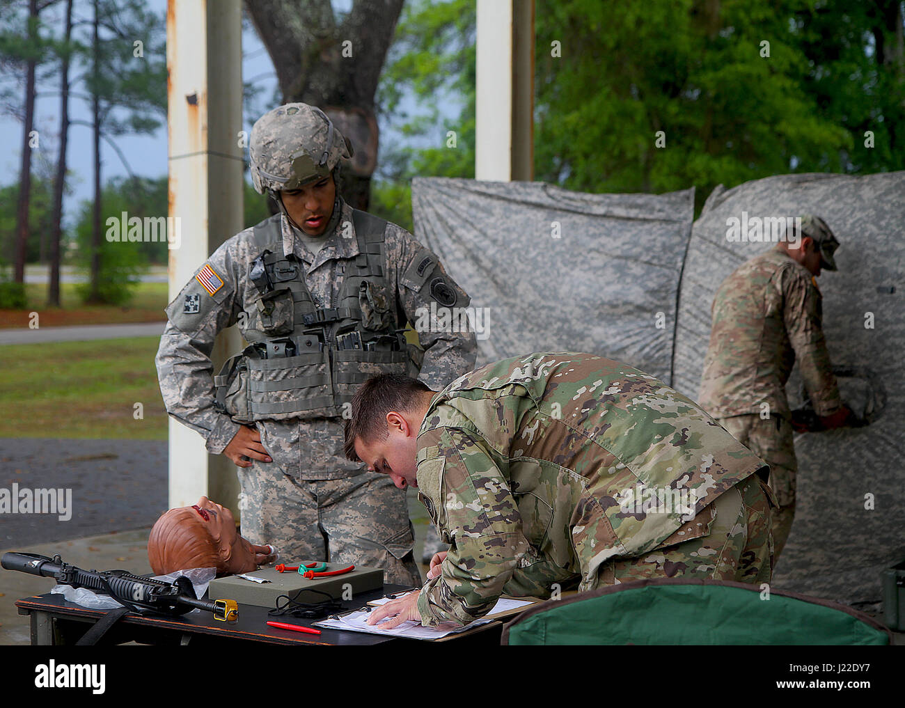 A U.S. Army National Guard Soldier from the 2nd Battalion, 124th