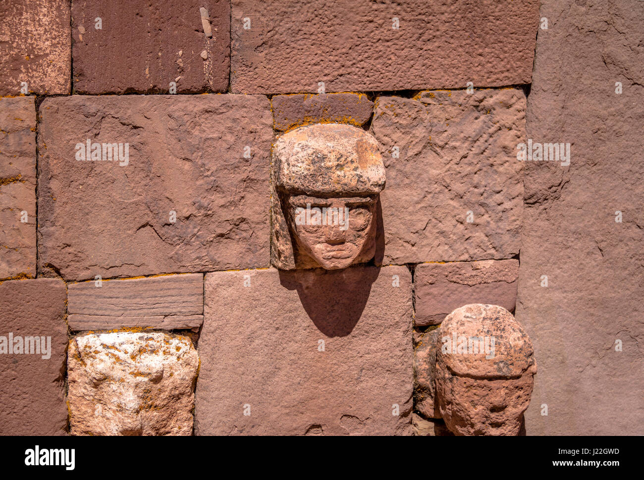 Carved Stone Tenon Heads of Kalasasaya Temple of Tiwanaku (Tiahuanaco)  culture - La Paz Bolivia Stock Photo - Alamy