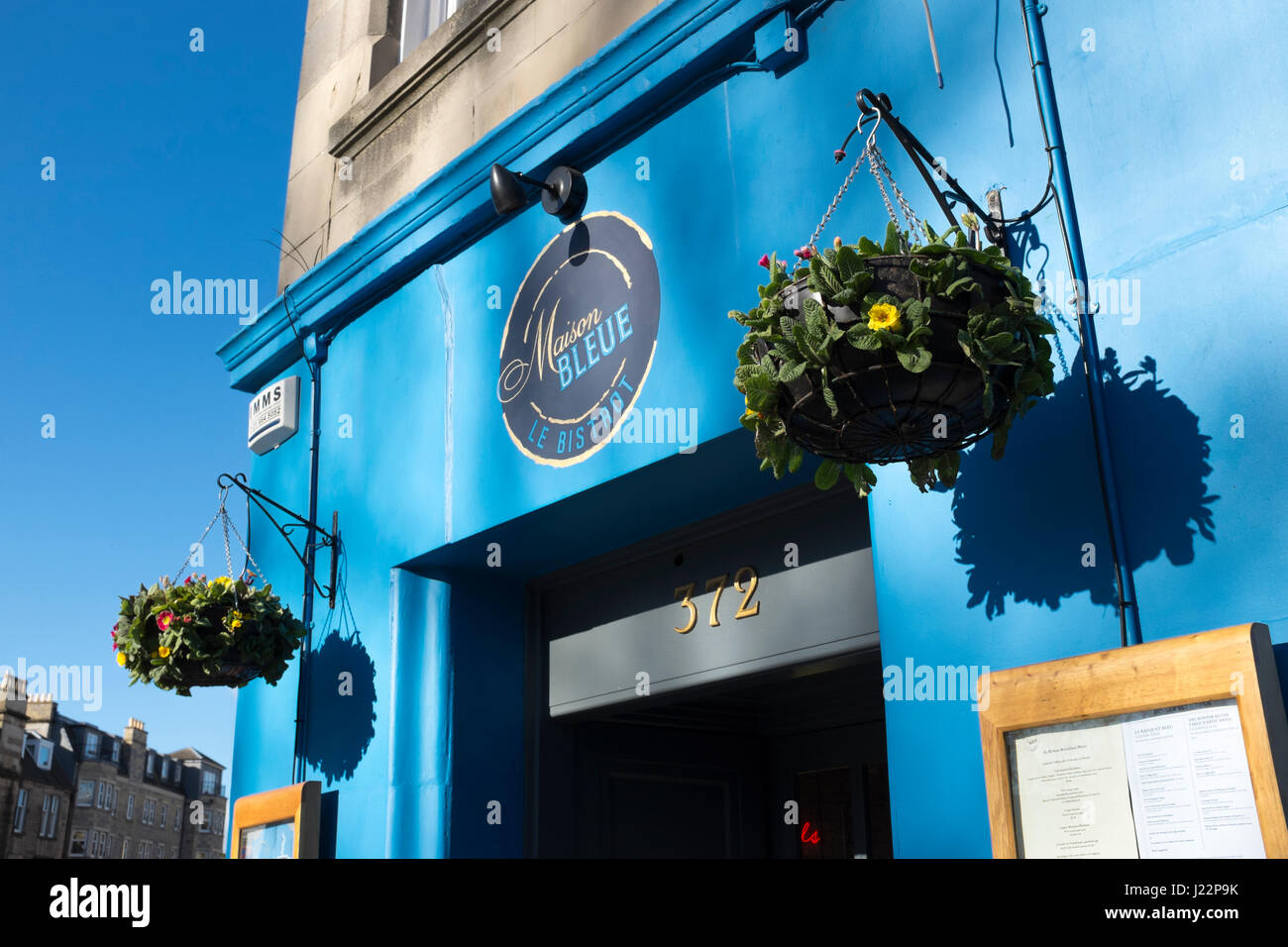 Exterior of Maison Bleue Bistro, in Morningside, Edinburgh Stock Photo