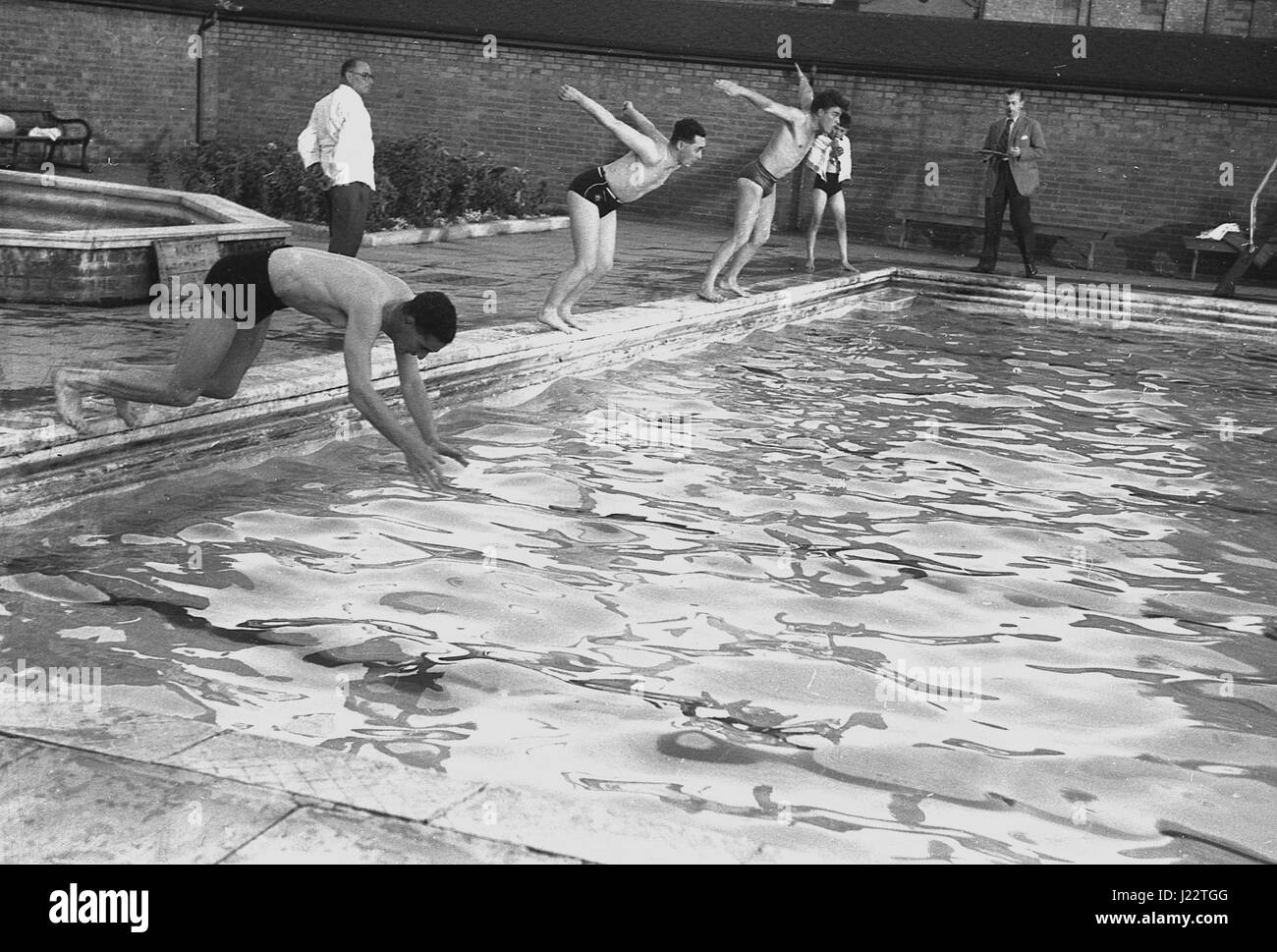 1950s Swimming Pool High Resolution Stock Photography and Images Alamy