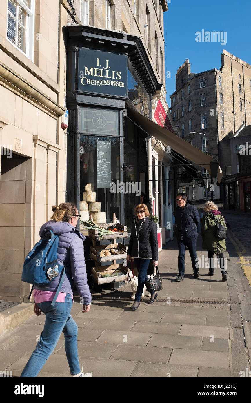 Edinburgh artisan shops hires stock photography and images Alamy