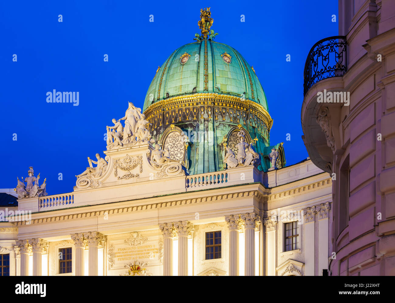 Österreich, Wien, Michaelerplatz, Hofburg, Alte Hofburg, Kuppel Michaelertor Stock Photo