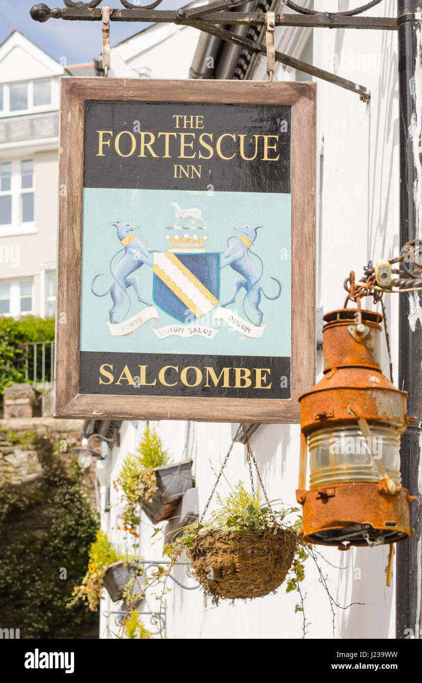 The Fortescue Inn pub in the sailing town of Salcombe in Devon Stock Photo