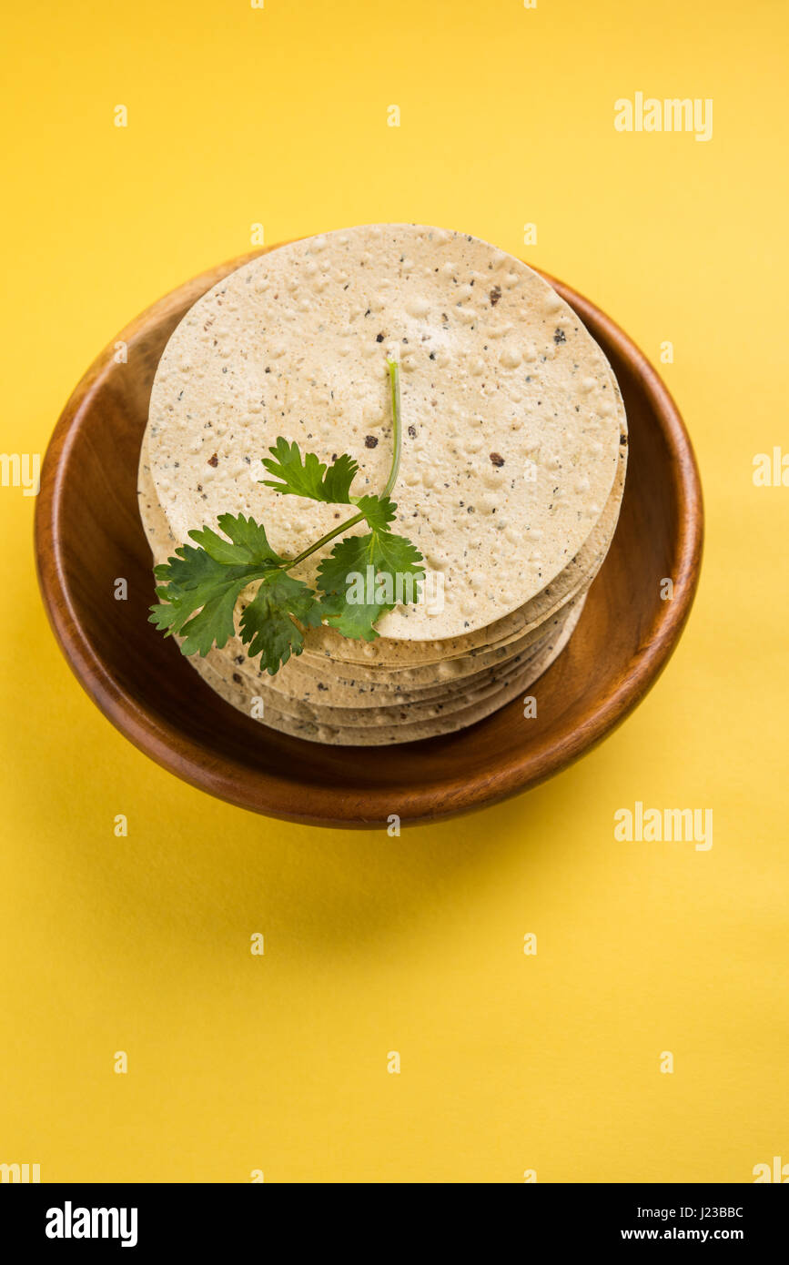 Indian deep fried crackers papad hi-res stock photography and images ...