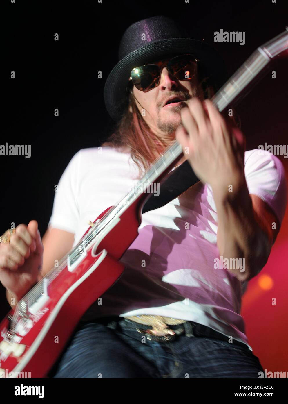 Singer Kid Rock performs for U.S. soldiers during the Tour for the Troops concert at the Incirlik Air Base December 1, 2009 in Adana, Turkey.    (photo by Ashley Wood /US Air Force  via Planetpix) Stock Photo