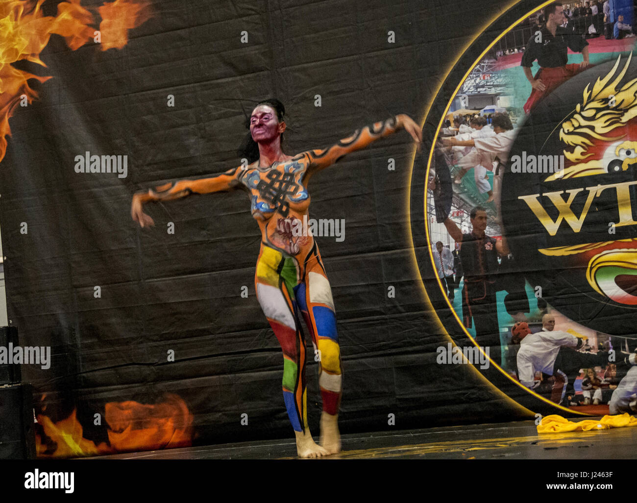Body painting festival italy hi-res stock photography and images - Alamy