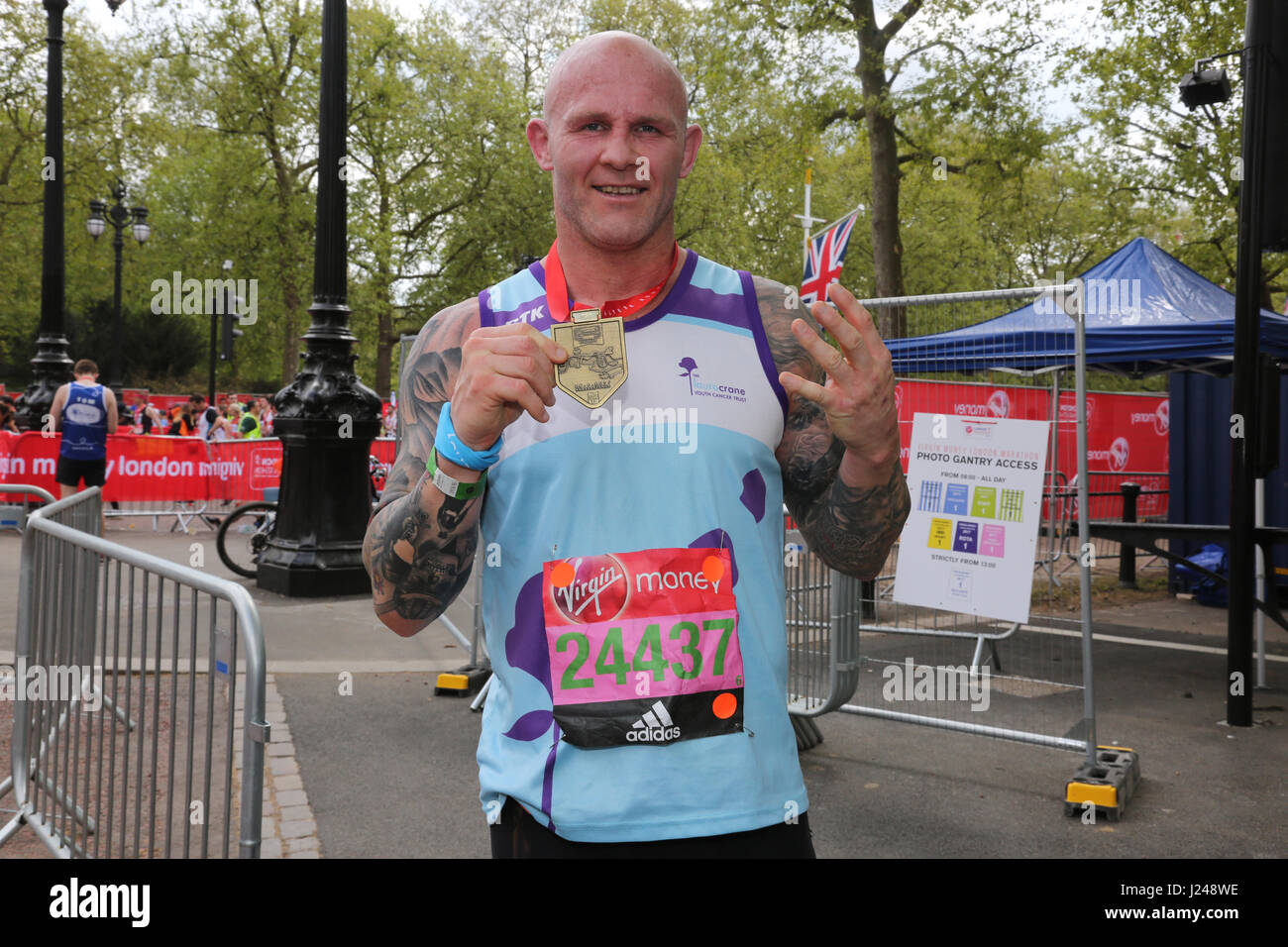 Celebrities finishing the London Marathon 2017 Stock Photo