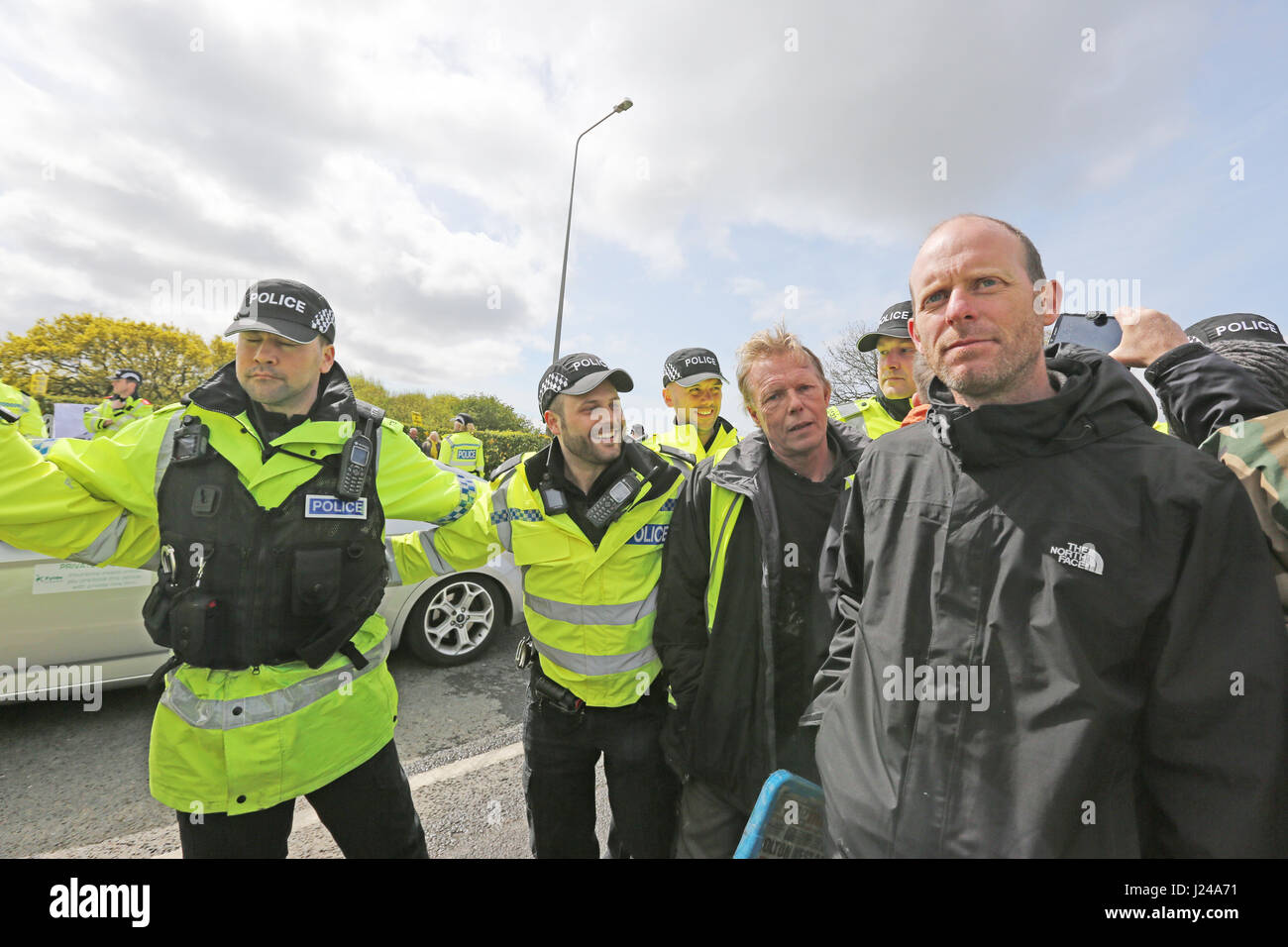 Blackpool, UK. 24th Apr, 2017. Anti fracking campaigners are kettled ...