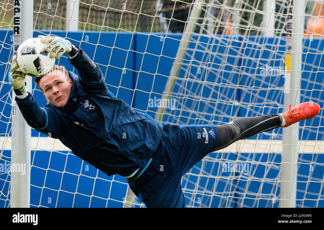 Hamburg, Germany. 25th Apr, 2017. Tom Mickel, the third goalkeeper of German Bundesliga soccer club Hamburger SV, in action during a training session on the training grounds in Hamburg, Germany, 25 April 2017. After injuring his knee, it is not determined whether HSV keeper Mathenia will be able to play against Augsburg. Photo: Christophe Gateau/dpa/Alamy Live News Stock Photo