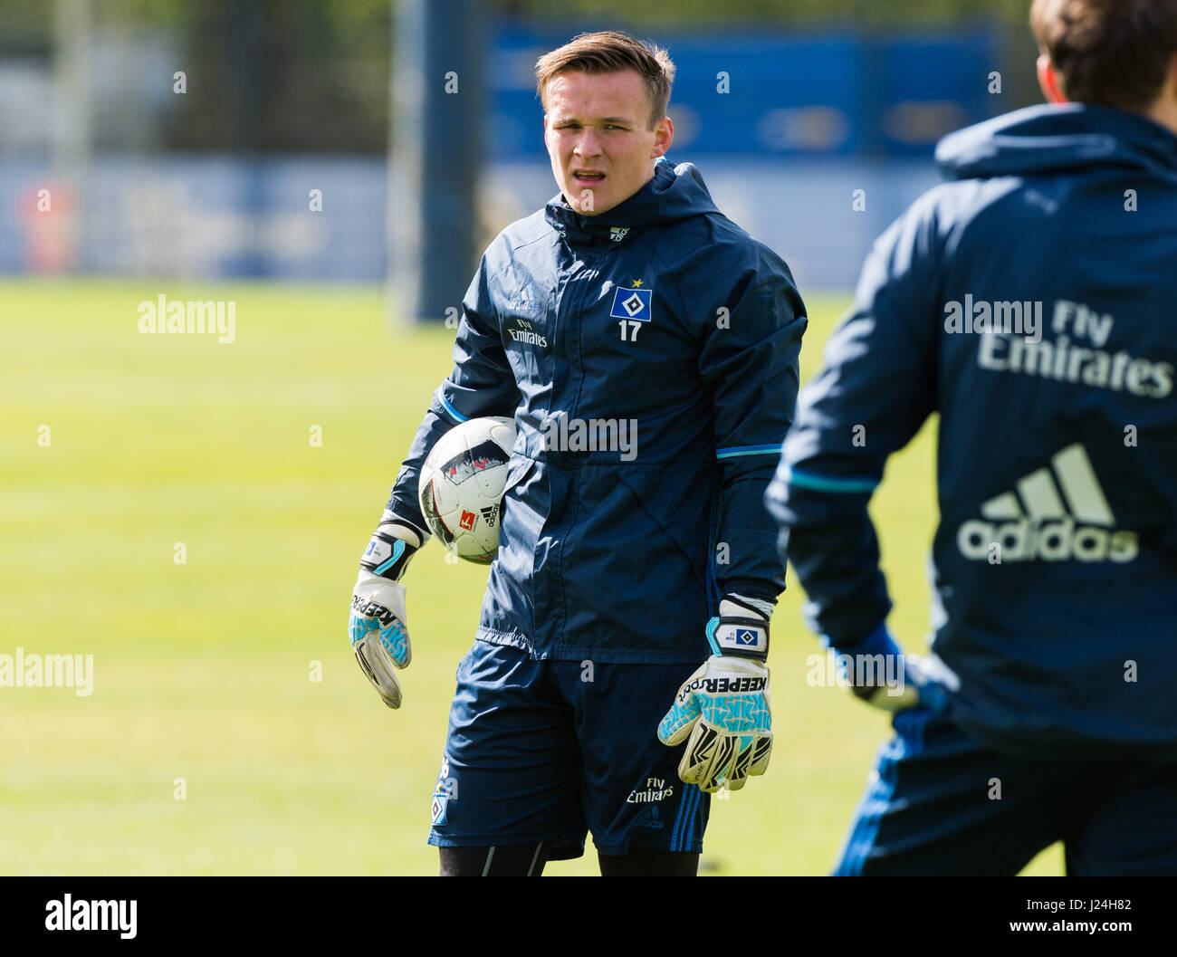 Hamburg, Germany. 25th Apr, 2017. Tom Mickel, the third goalkeeper of German Bundesliga soccer club Hamburger SV, photographed during a training session on the training grounds in Hamburg, Germany, 25 April 2017. After injuring his knee, it is not determined whether HSV keeper Mathenia will be able to play against Augsburg. Photo: Christophe Gateau/dpa/Alamy Live News Stock Photo