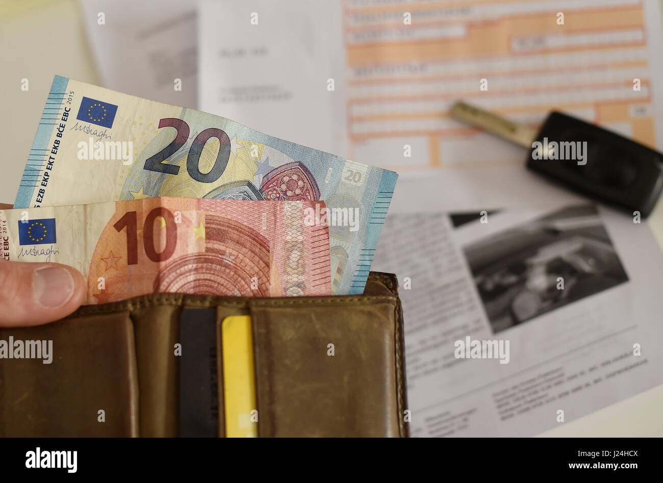 GarmischPartenkirchen, Germany. 20th Apr, 2017. ILLUSTRATION A