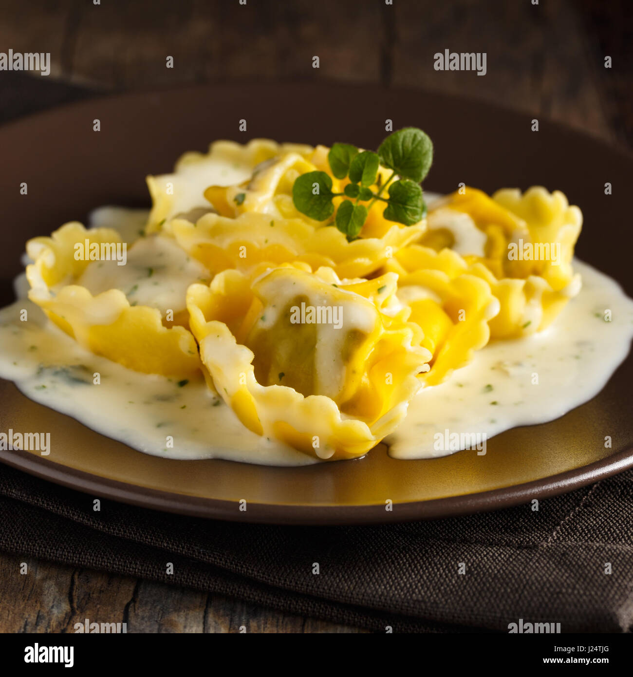 Tortelloni Stock Photos & Tortelloni Stock Images - Alamy
