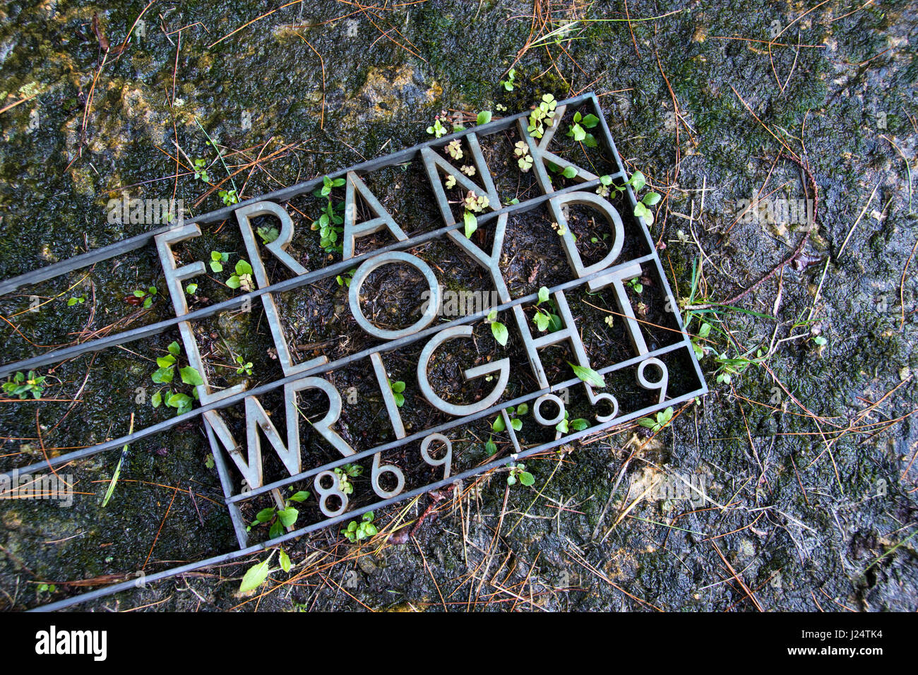 The original grave of American architect Frank Lloyd Wright, in the Unity Chapel Cemetery, Wyoming, Wisconsin. His remains were later moved to Arizona Stock Photo