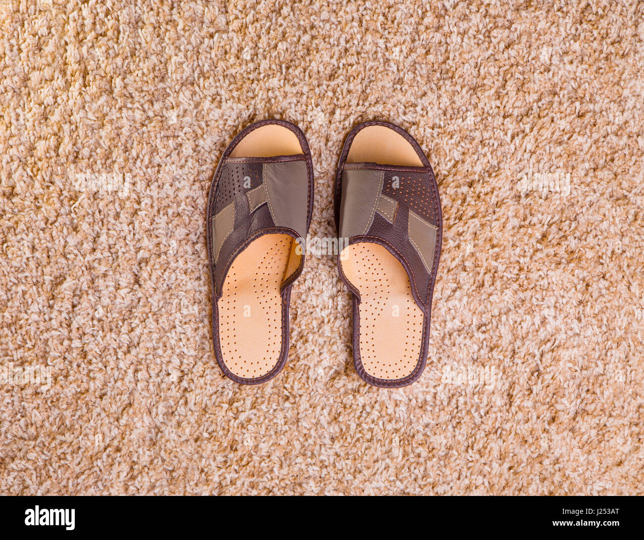 mens carpet slippers