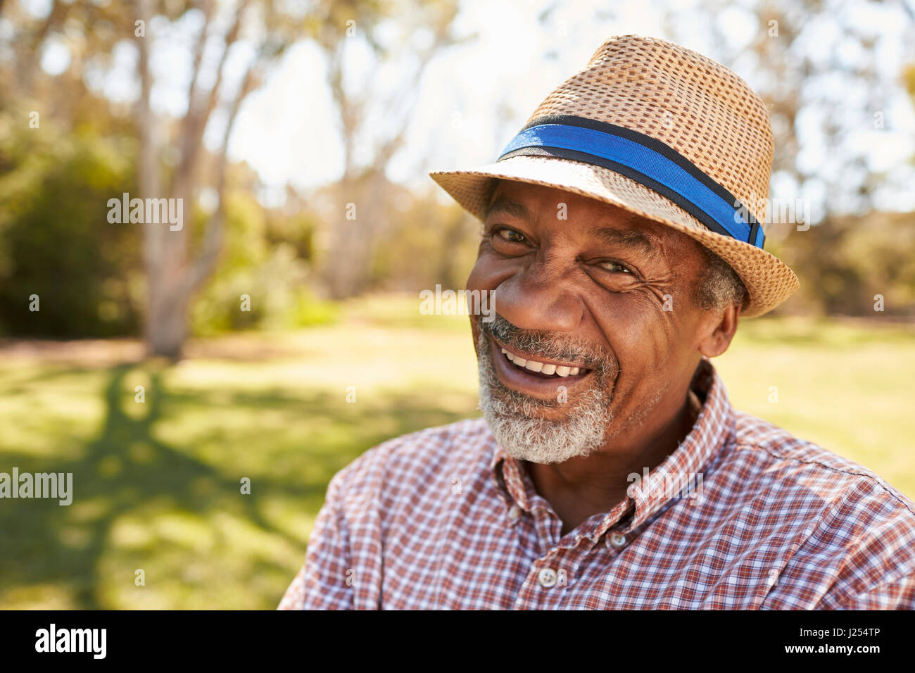 Positive mature black man hi-res stock photography and images - Alamy