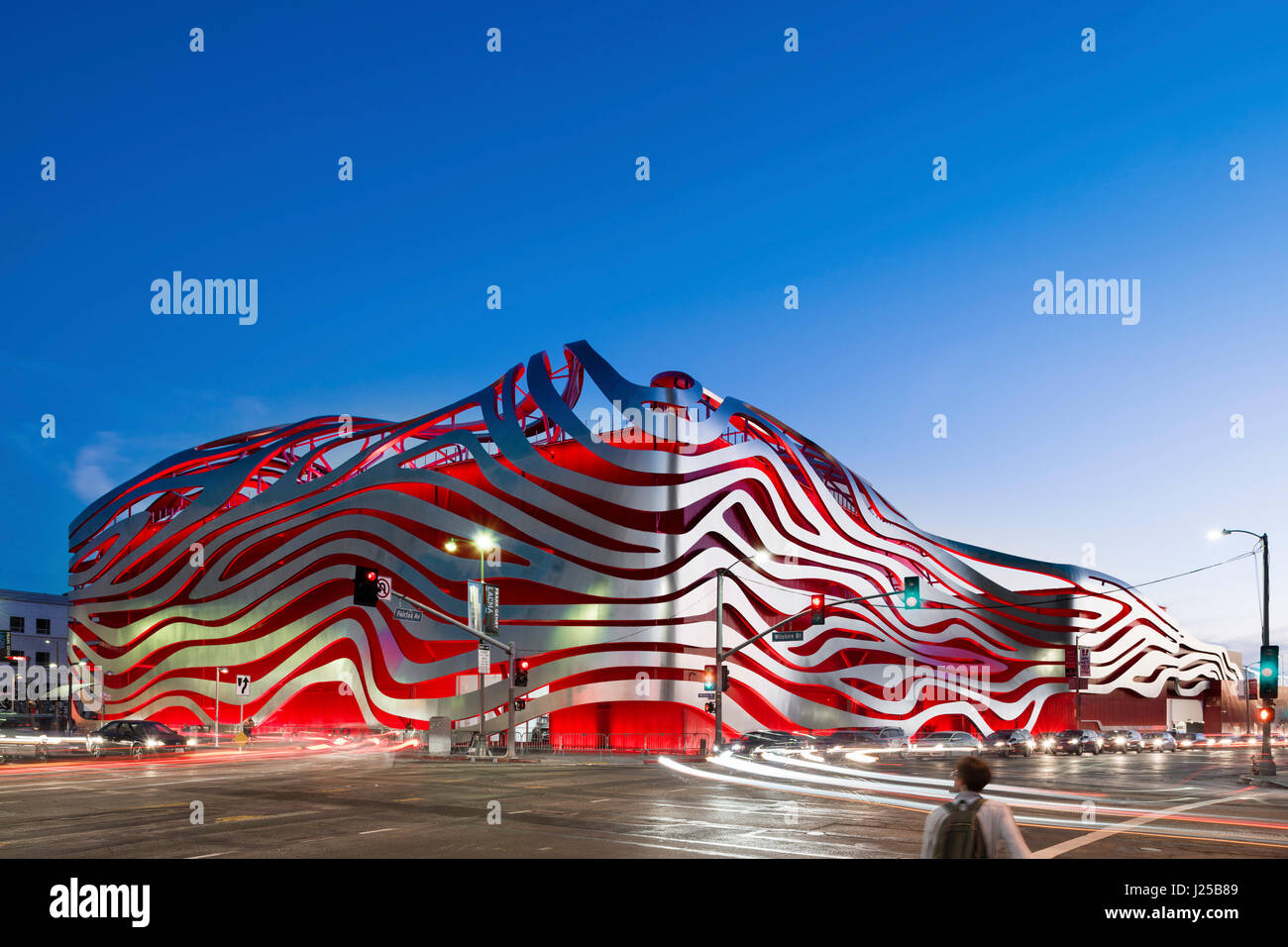 Exterior view from the corner of Wilshire Boulevard and Fairfax Avenue