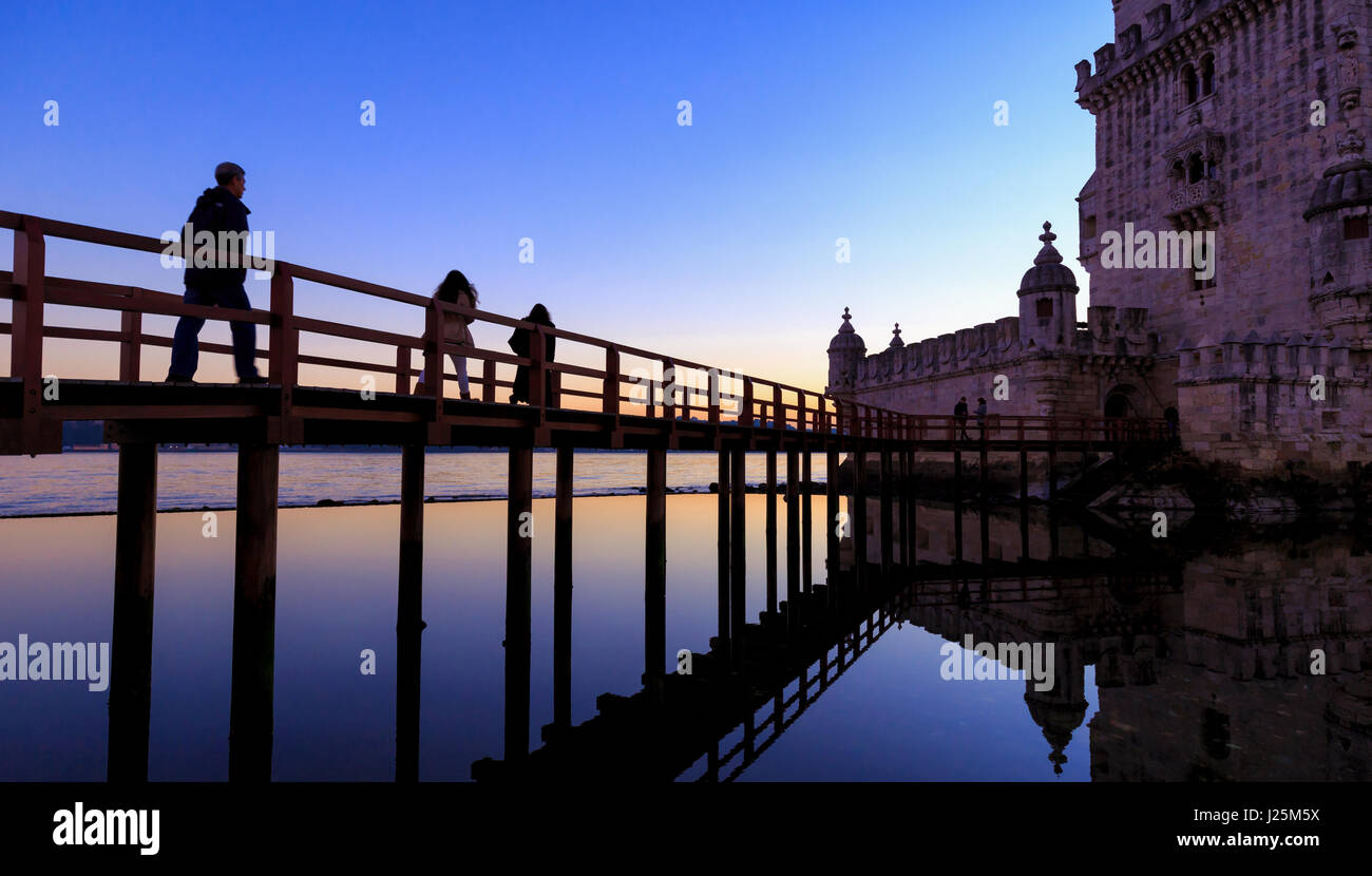 Sunset at Belém Tower or the Tower of St Vincent, Lisbon, Portuga Stock Photo Alamy