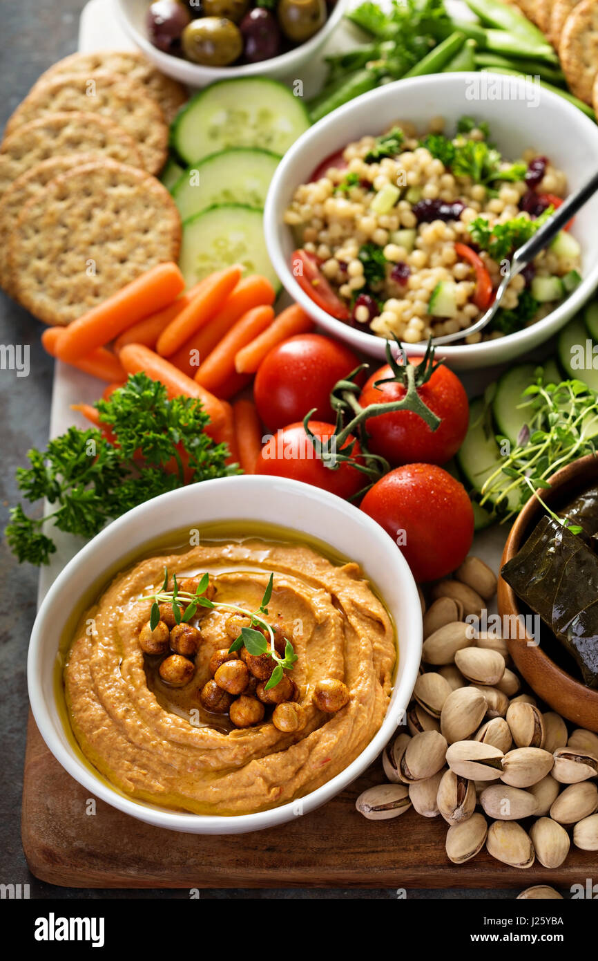 Hummus with vegetables and pita bread platter bread hires stock photography and images Alamy