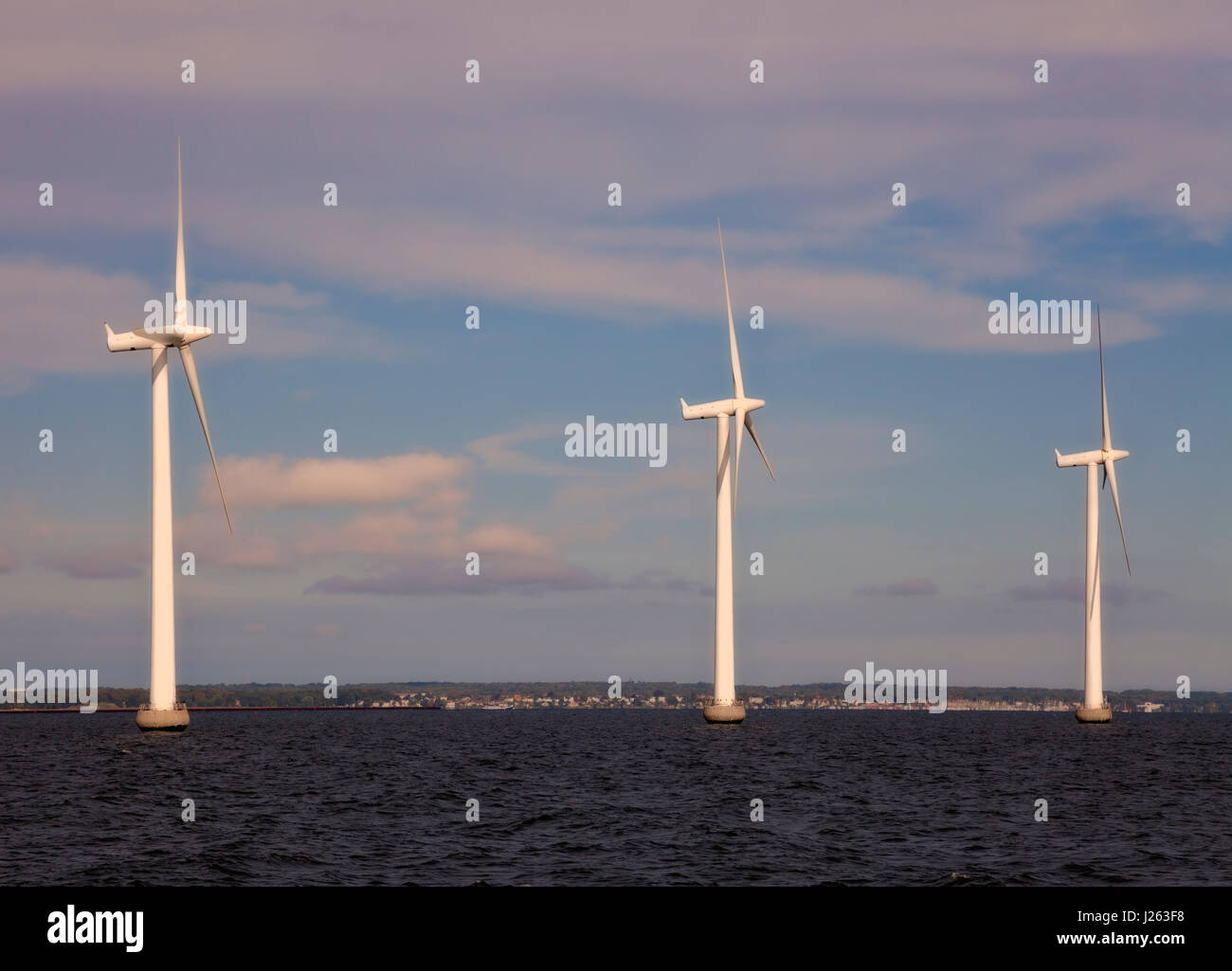 Middelgrunden Offshore Wind Farm off the coast of Copenhagen harbour, Denmark. Ownership 10 each, Middelgrundens Wind Turbine Cooperative and HOFOR. Stock Photo