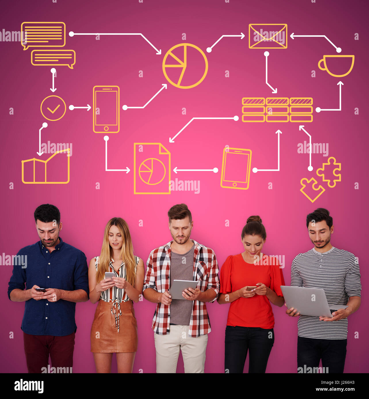 Communication in business hi-res stock photography and images - Alamy