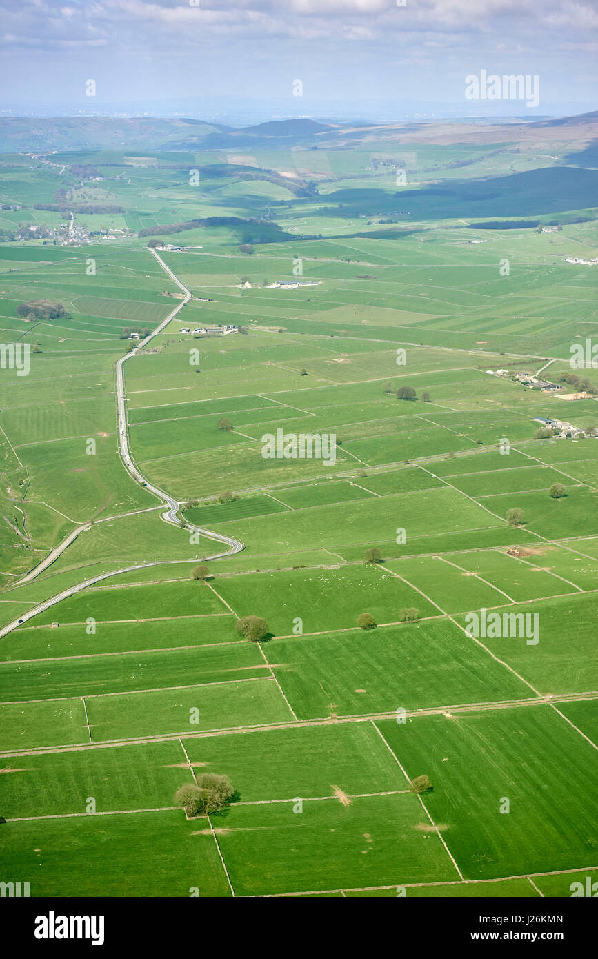 Field Patterns, created by dry stone walls, Peak District, Derbyshire, Northern England, UK Stock Photo
